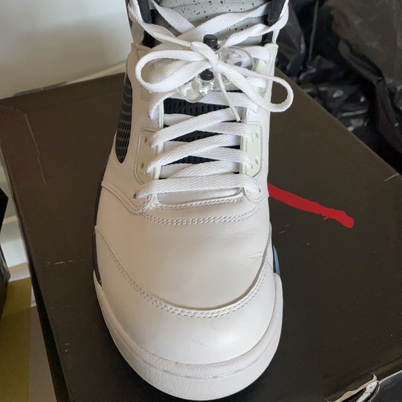 Retro Jordan 5 - Picture 4 of 4